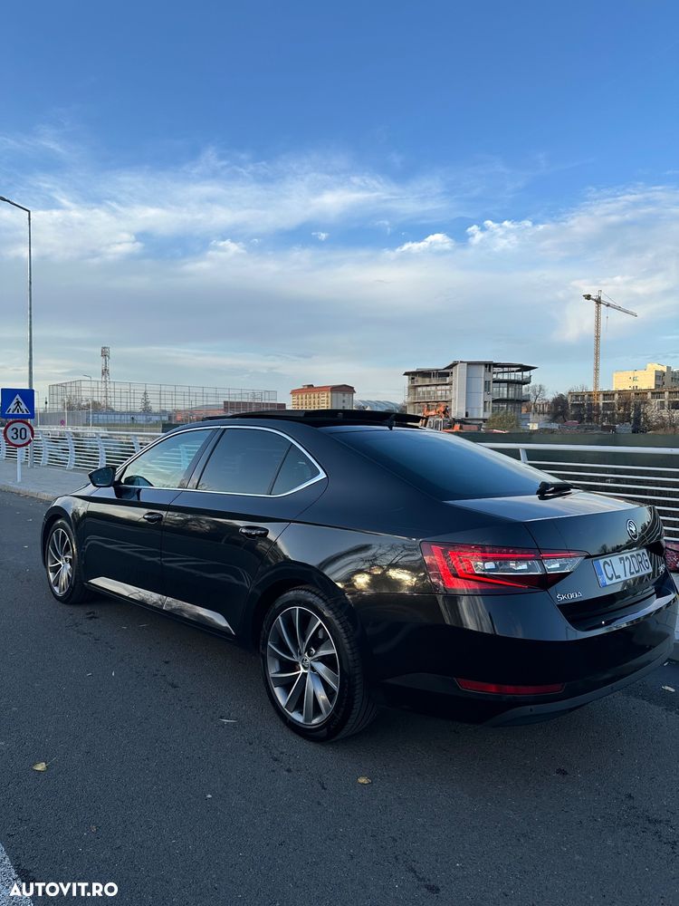 Skoda Superb 2.0 TDI DSG L&K - 2