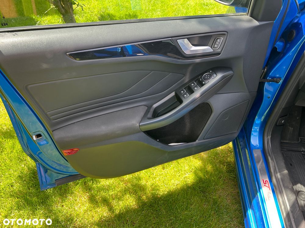Ford Focus 1.5 EcoBoost Start-Stopp-System ST-LINE - 20