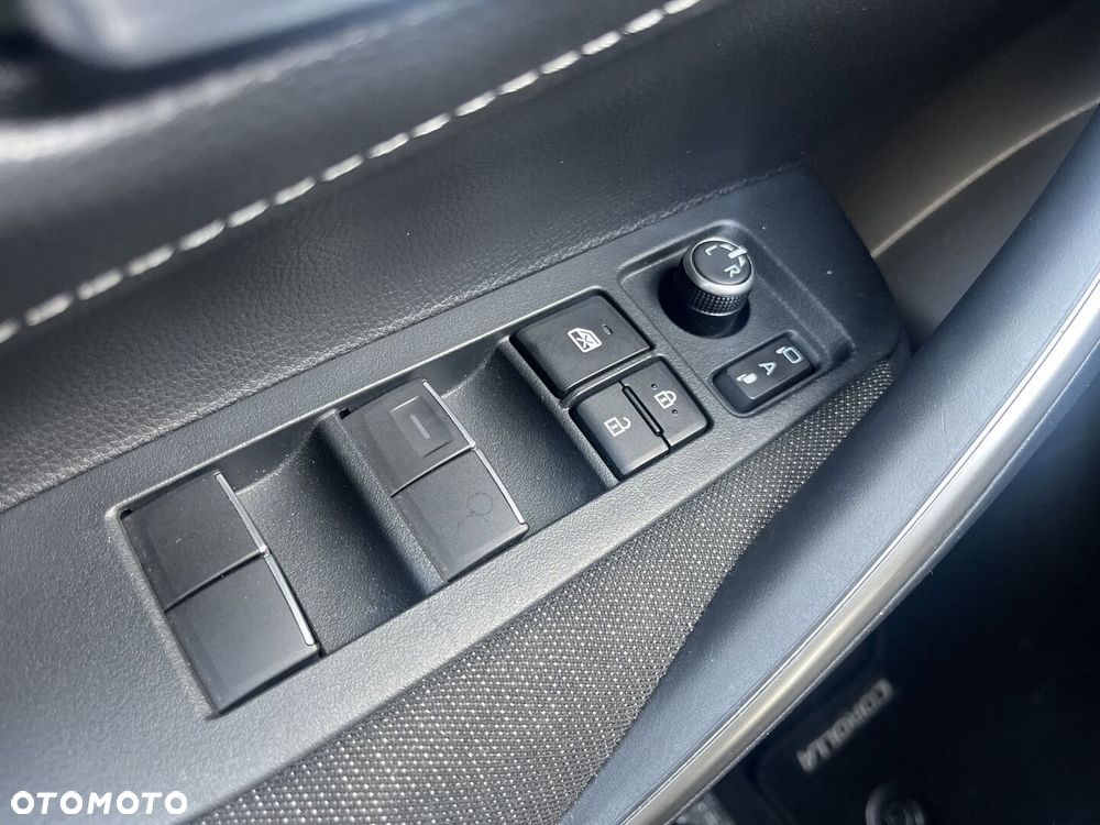 Toyota Corolla 1.8 Hybrid Comfort - 14