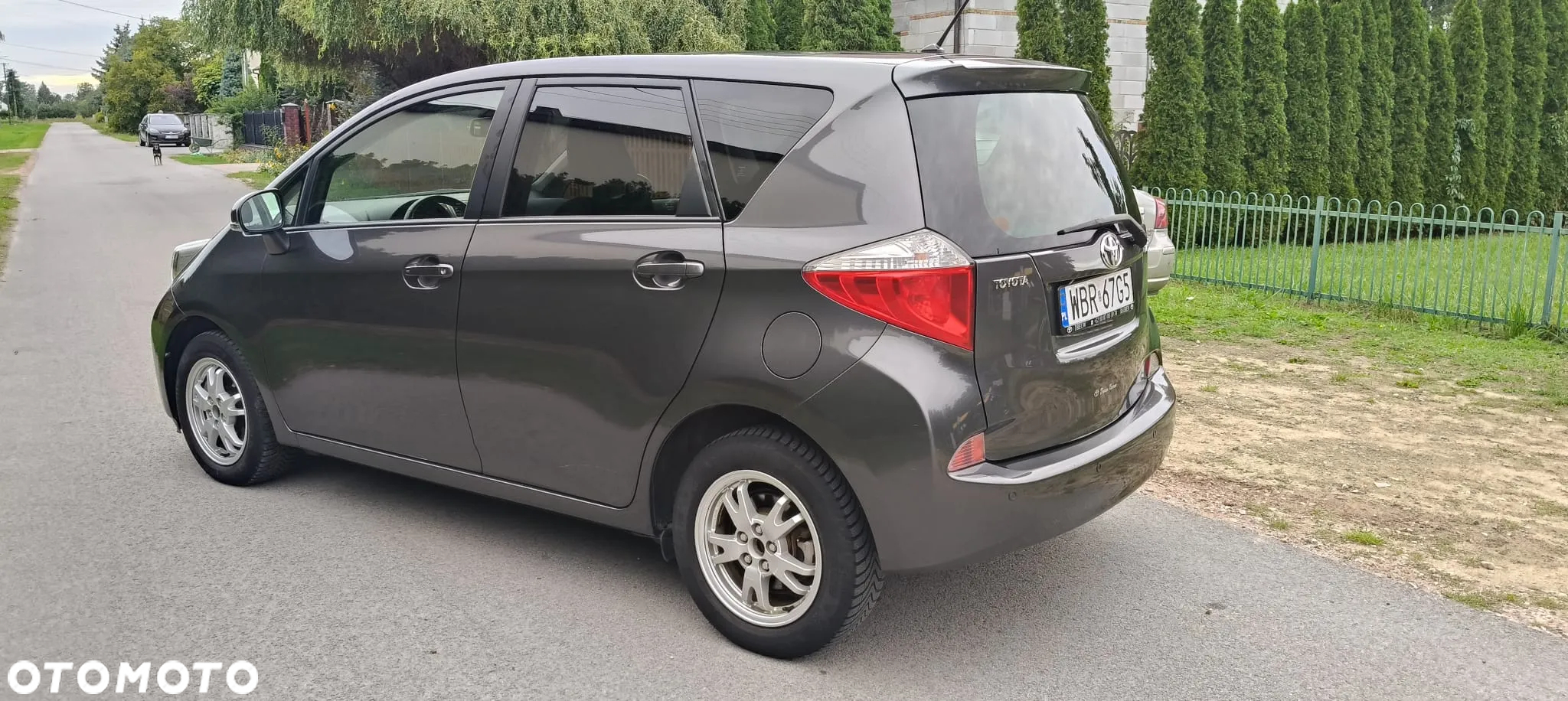 Toyota Verso S 1.33 Premium - 4