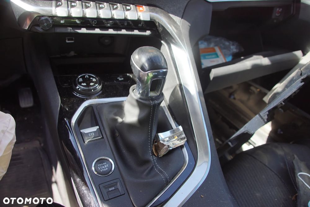 Auto na części - Peugeot 3008 II Lift 1.2 PureTech 130 KM HN05 20R101 KTV 2021R Silnik Skrzynia Drzwi Błotnik Zderzak Klapa Lampa Lusterko Klamka Szyba Deska Kokpit Sterownik Moduł Czujnik Licznik Wyświetlacz Panel - 14