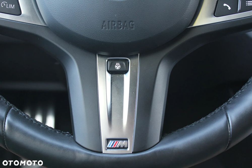 BMW Seria 3 M340i xDrive - 35