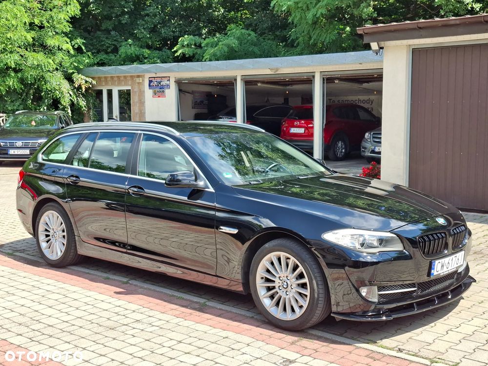 BMW Seria 5 528i - 9