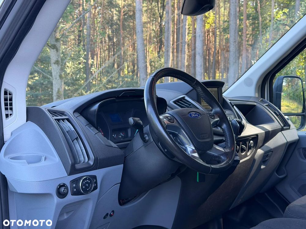 Ford Transit - 8