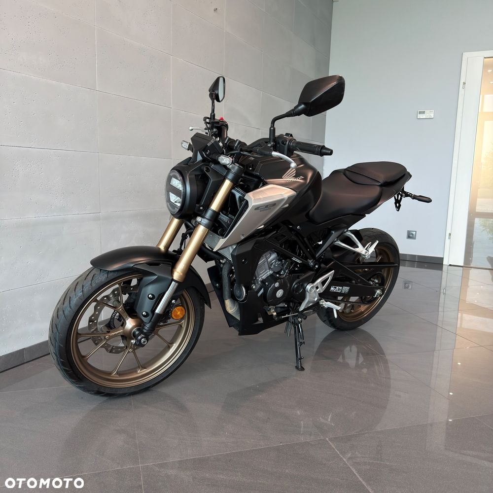 Honda CB - 7