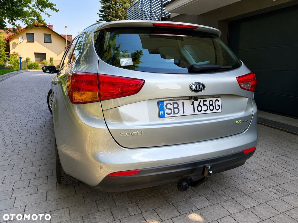 Kia Ceed 1.6 GDI Business Line - 16