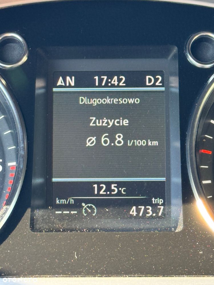 Volkswagen Passat 2.0 TDI Highline R-Style DSG - 34