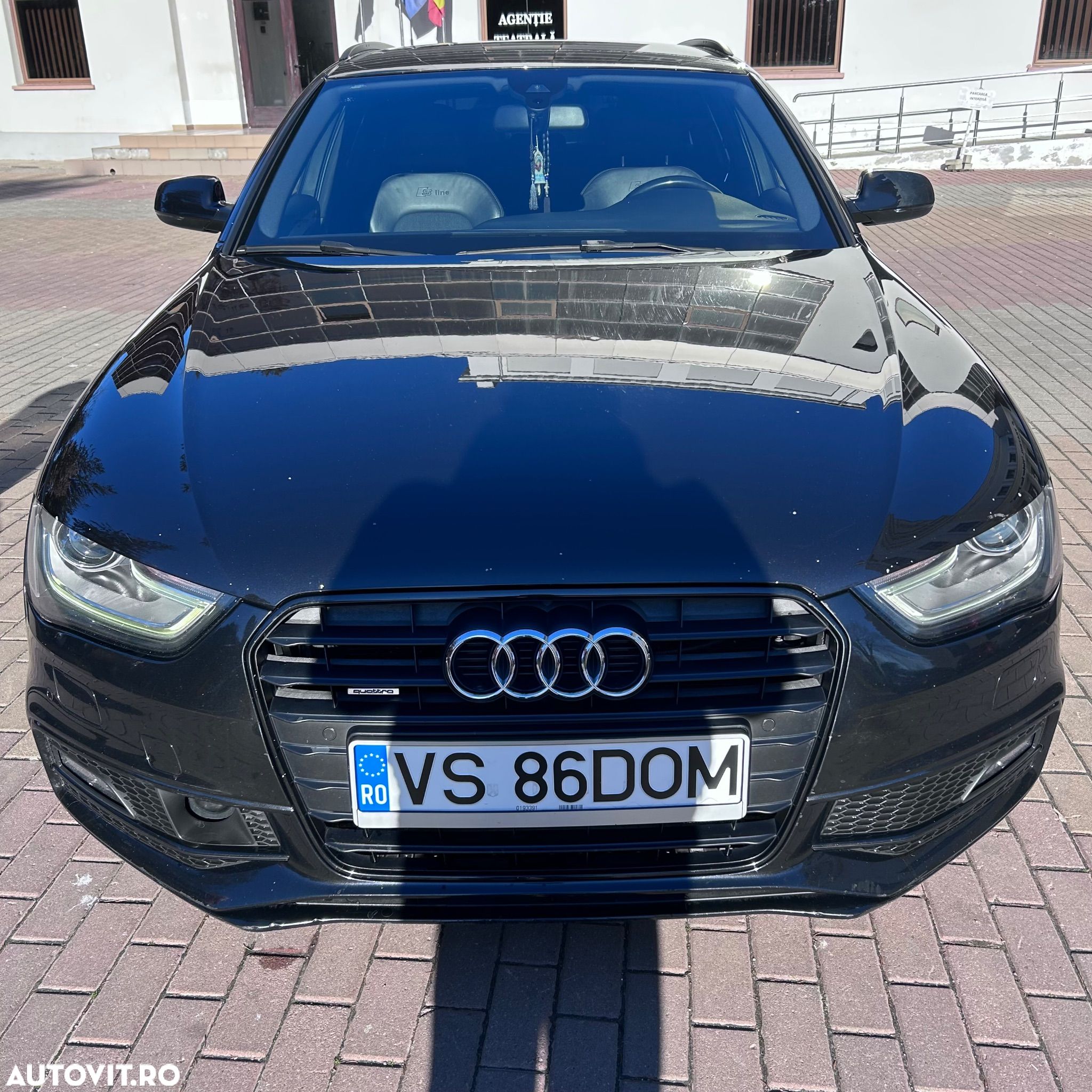Audi A4 Avant 2.0 TDI DPF quattro S tronic S line Sportpaket - 1
