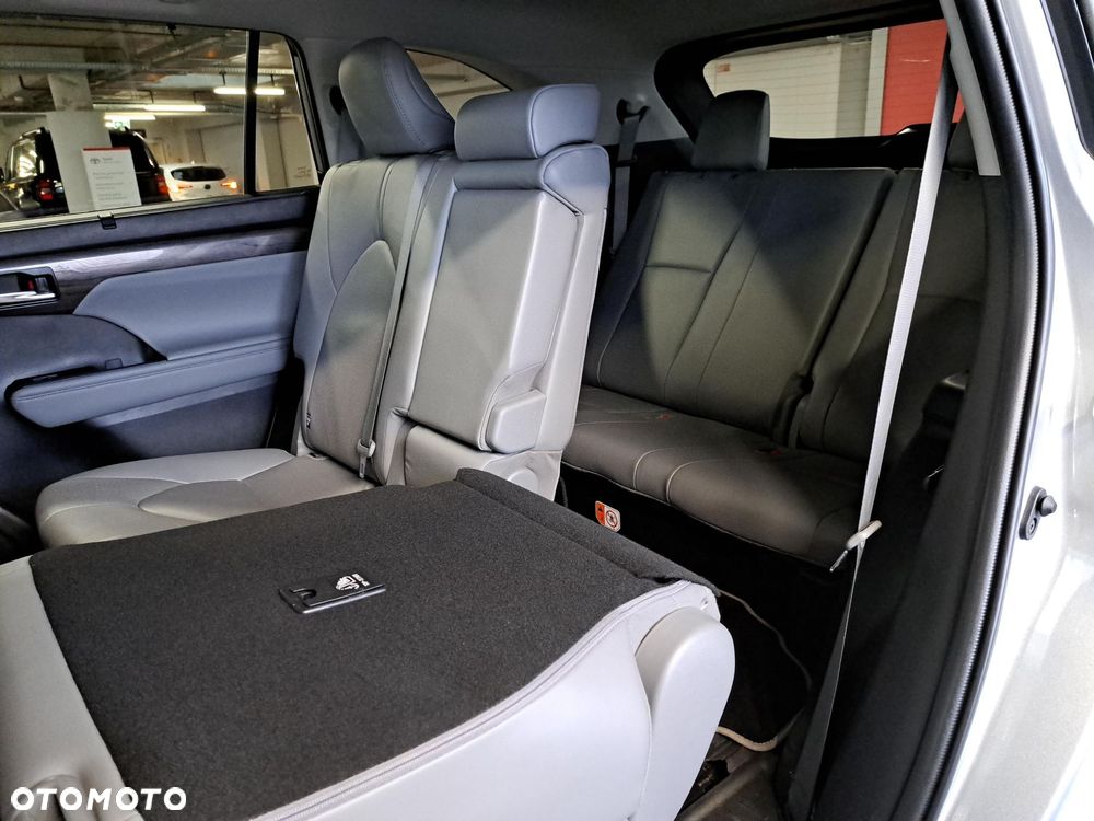 Toyota Highlander - 14