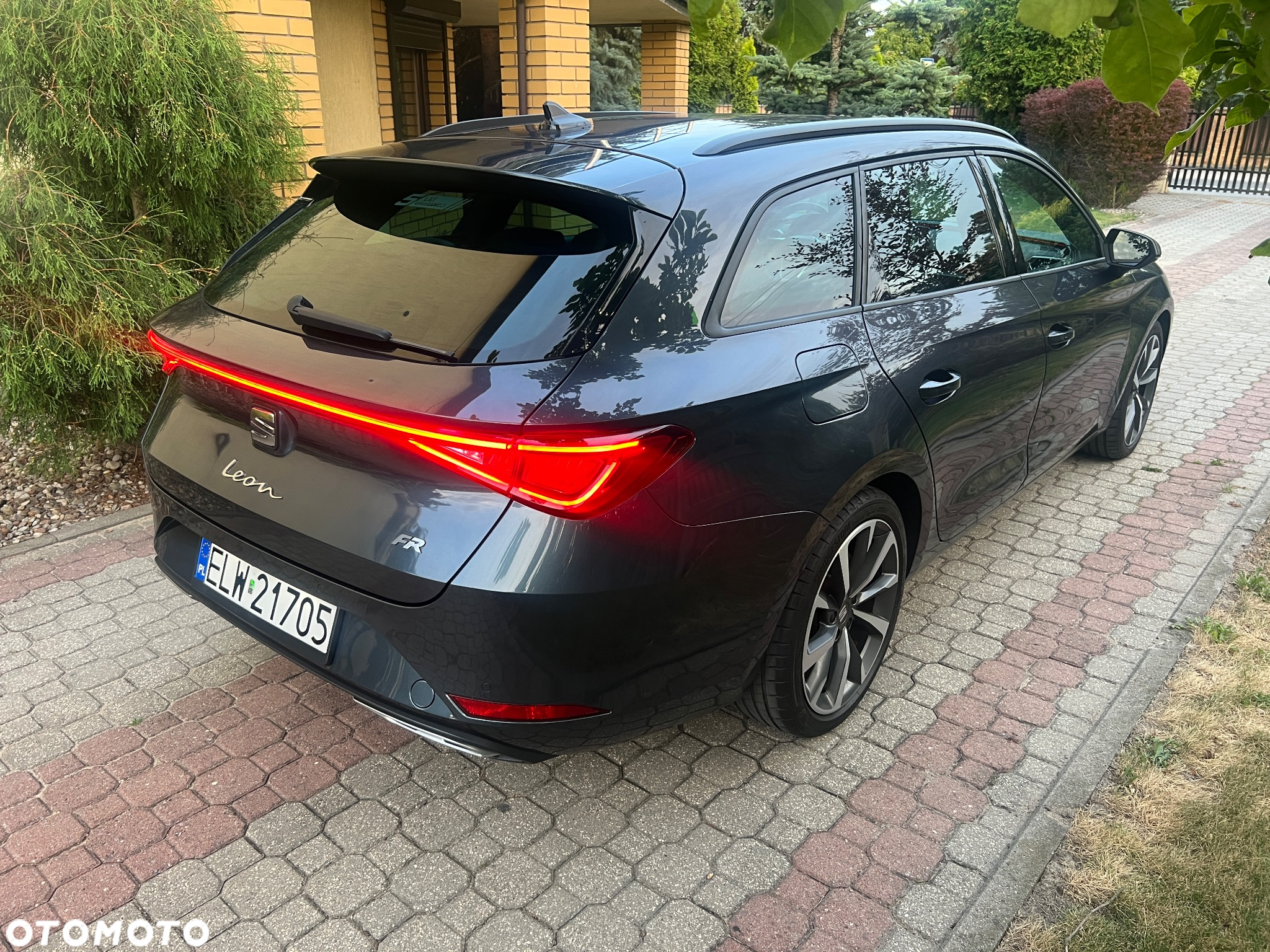 Seat Leon 1.5 EcoTSI Evo FR Black S&S DSG - 4