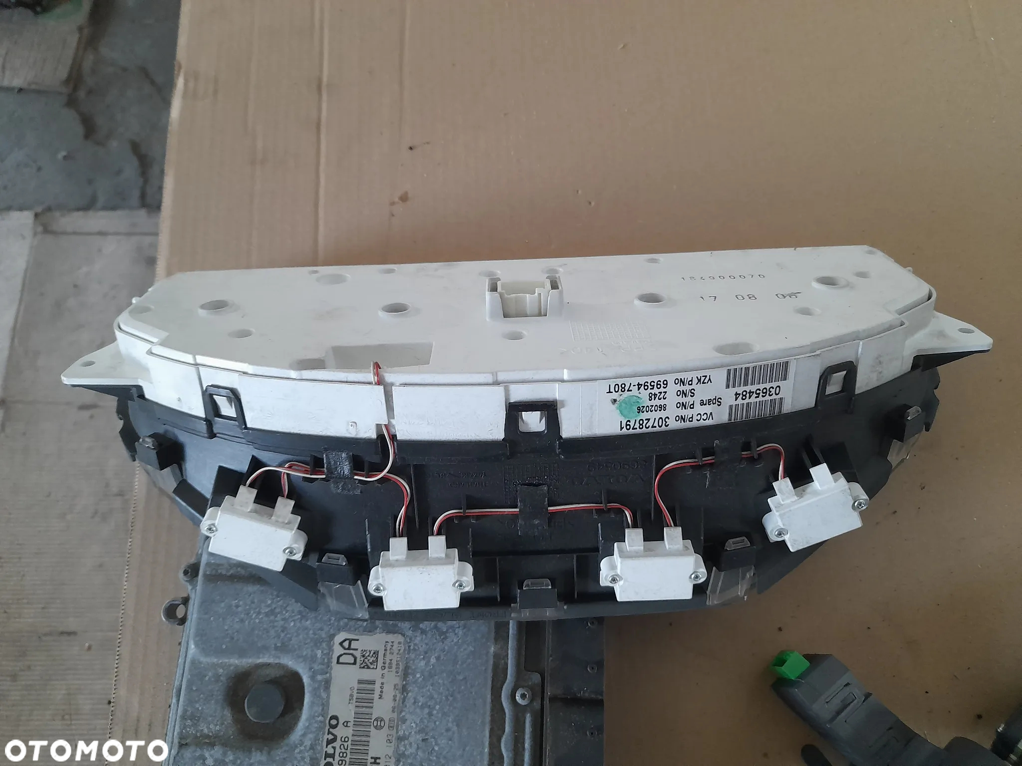 VOLVO V70  licznik zegary 30728791 - 3