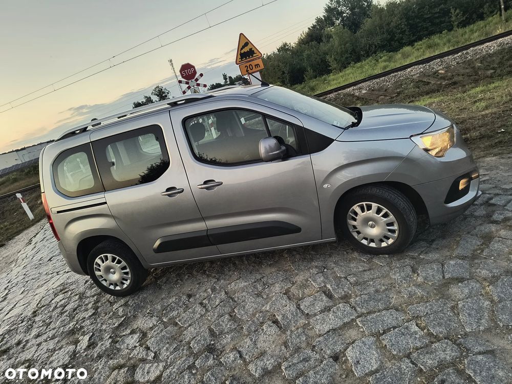 Opel Combo XL 1.2 Turbo Edition S&S - 11