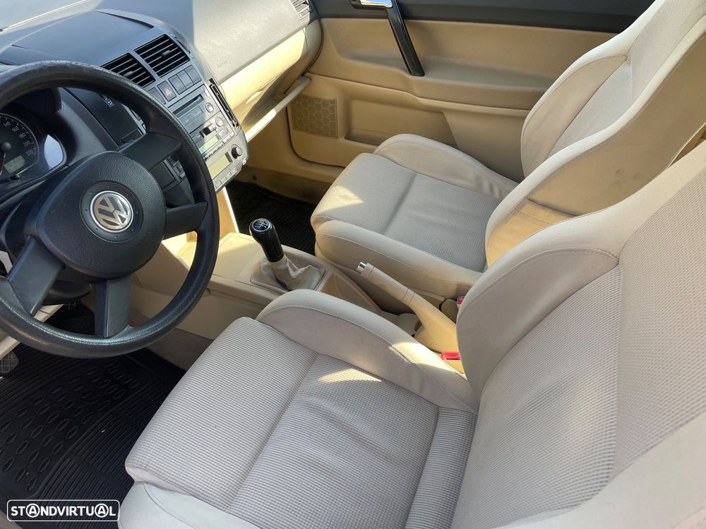 VW Polo 1.4 TDi Highline - 9