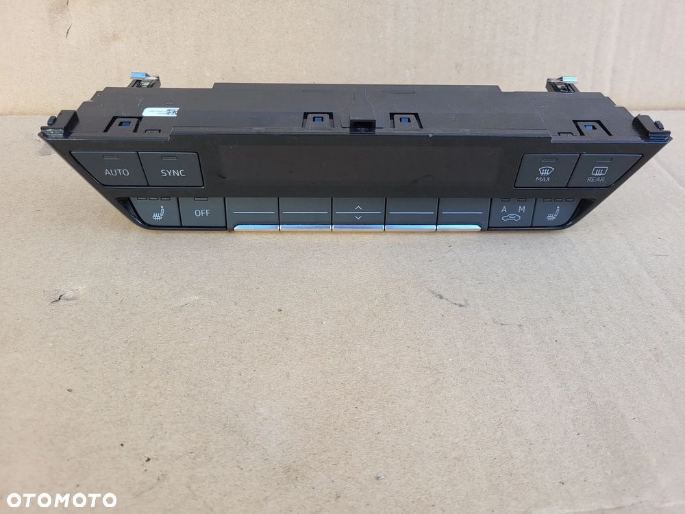 PANEL KLIMATYZACJI AUDI A3 8Y0820043A - 1