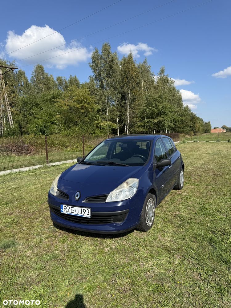 Renault Clio - 6