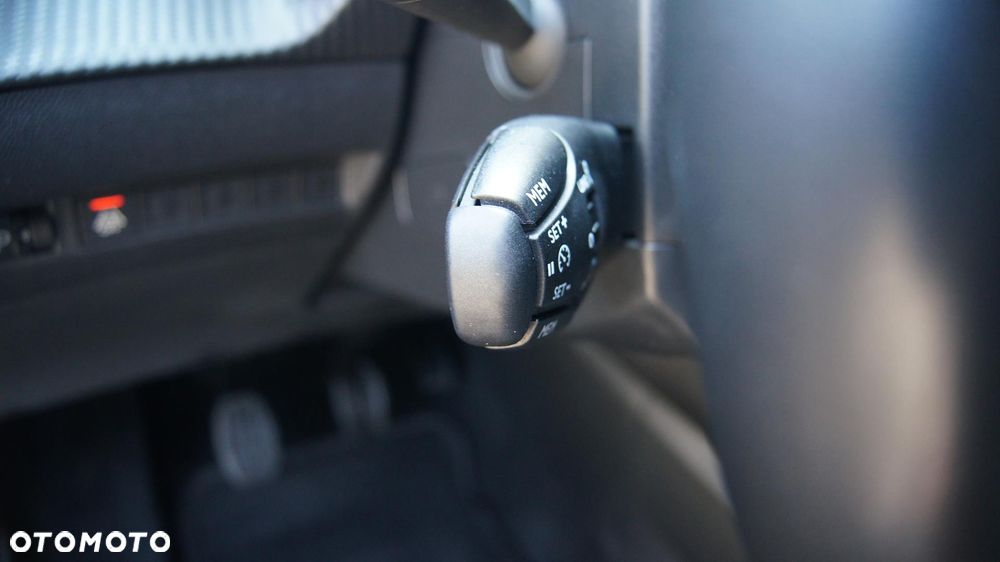 Peugeot 2008 1.5 BlueHDi Allure - 25