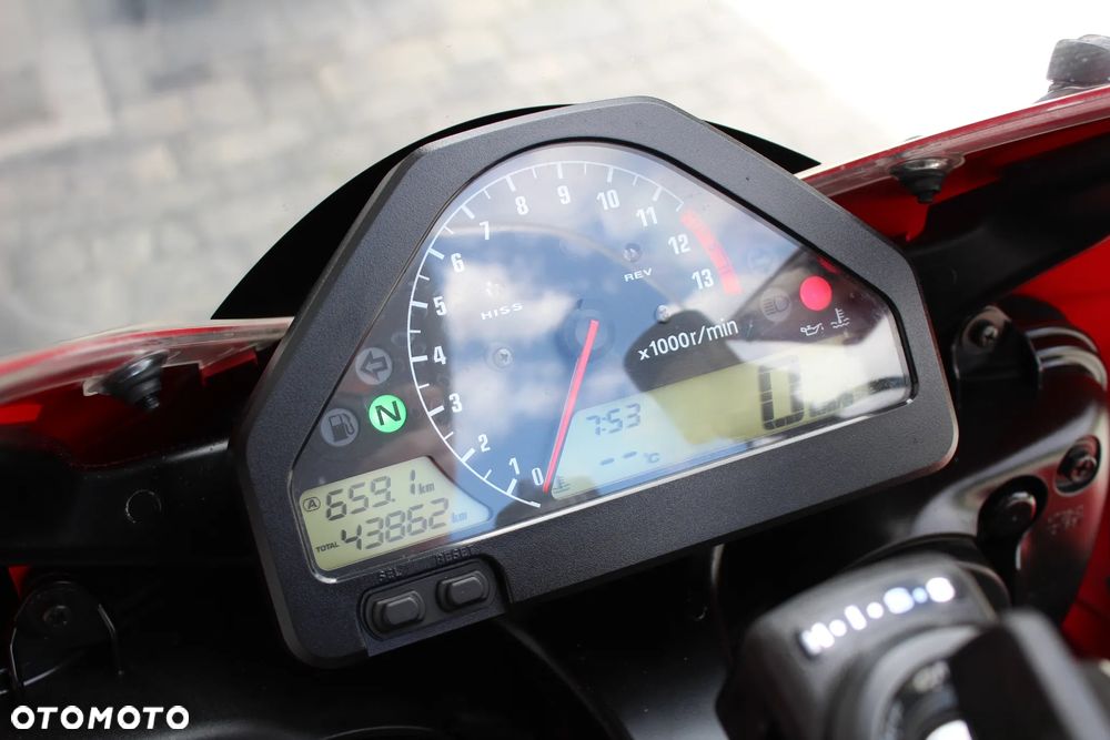 Honda CBR - 29
