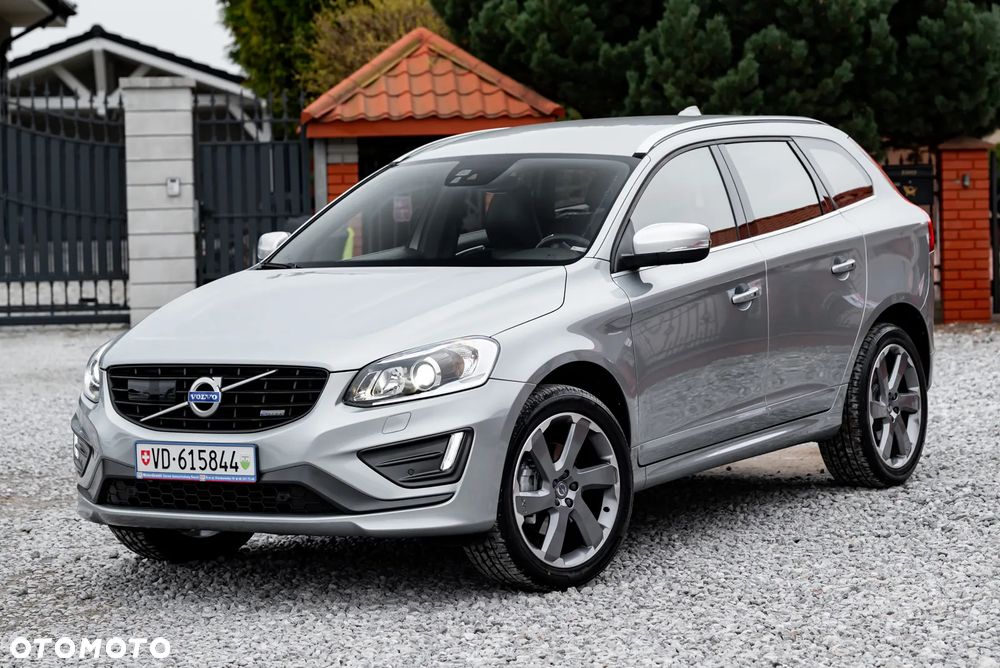 Volvo XC 60 T5 AWD R-Design Momentum EU6 - 7