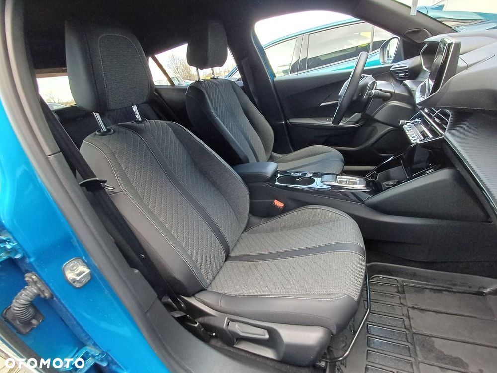 Peugeot 2008 1.2 PureTech Allure S&S EAT8 - 14