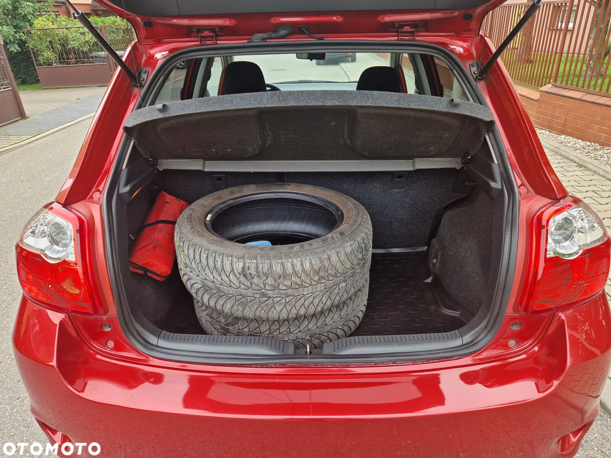 Toyota Auris 1.6 Club - 19