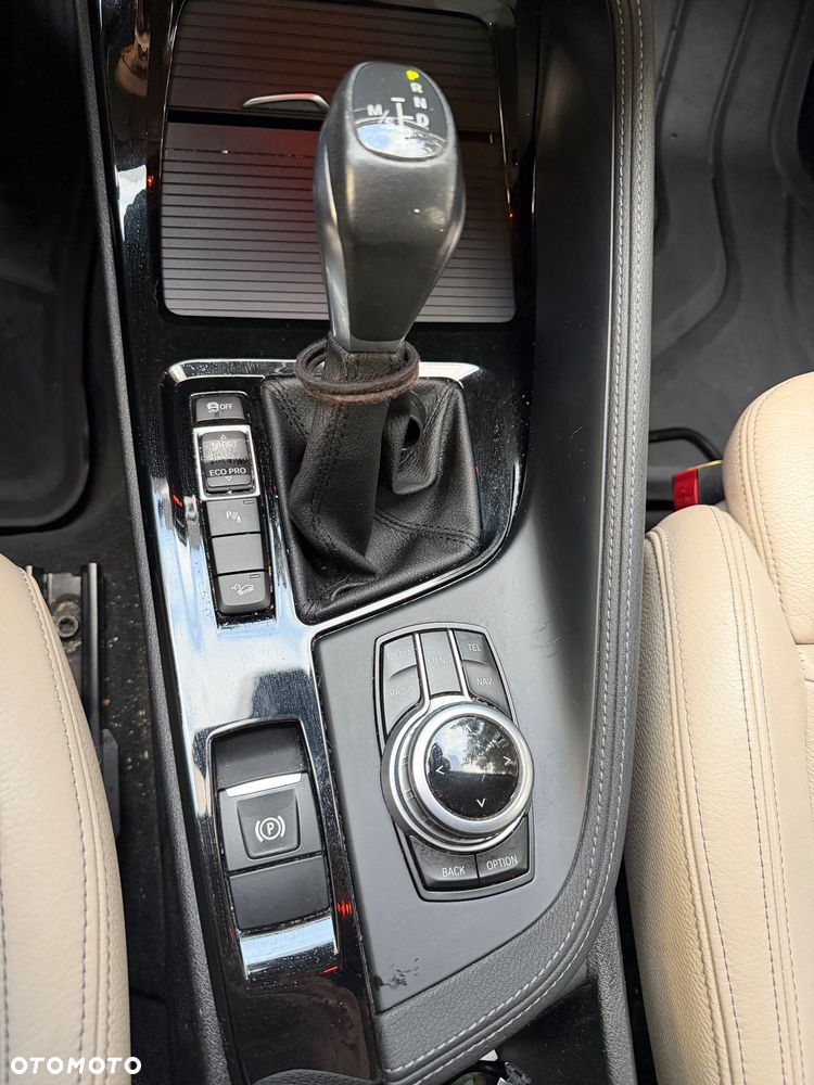 BMW X1 xDrive20d - 14