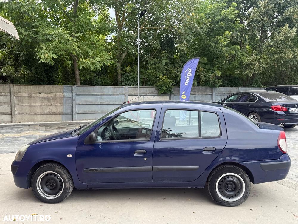 Renault Clio - 32