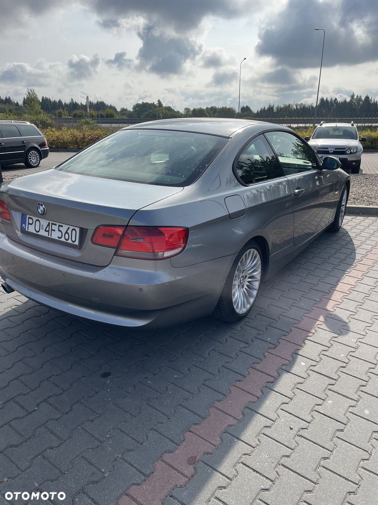 BMW Seria 3 2007 photo 4