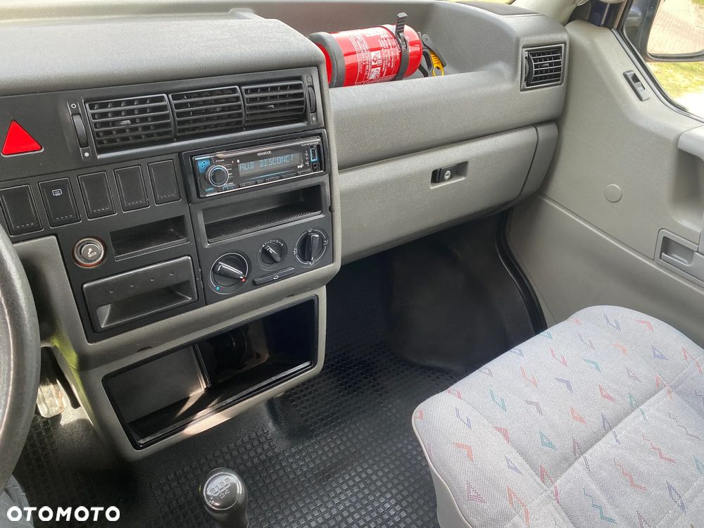 Volkswagen Transporter T4 - 11