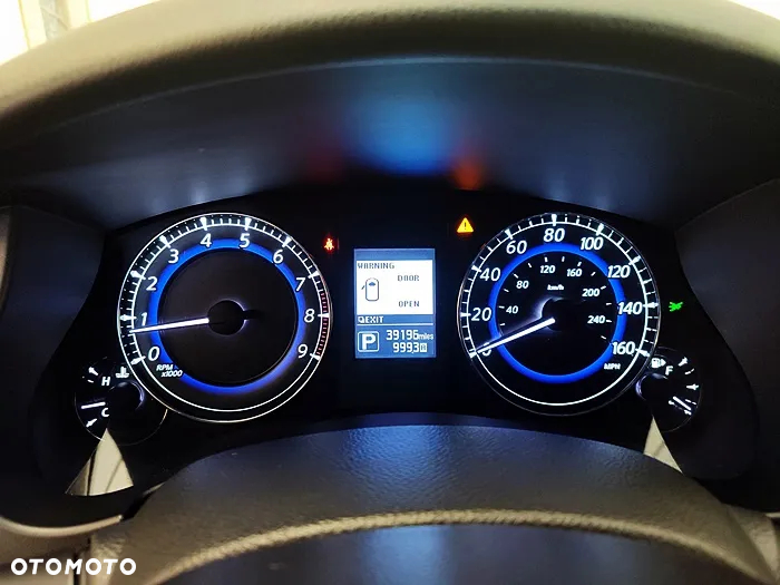 Infiniti Q50 - 25