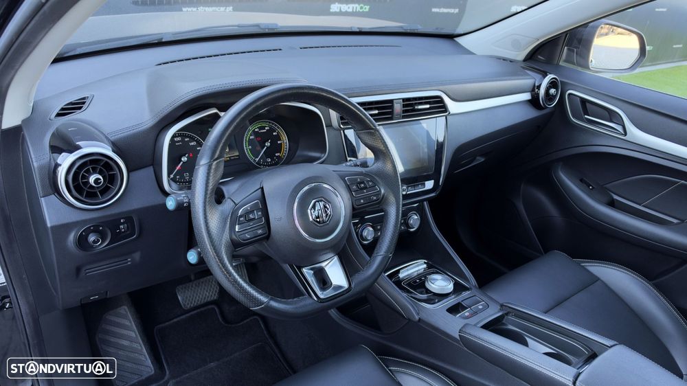 MG ZS EV 44.5 kWh Luxury - 12