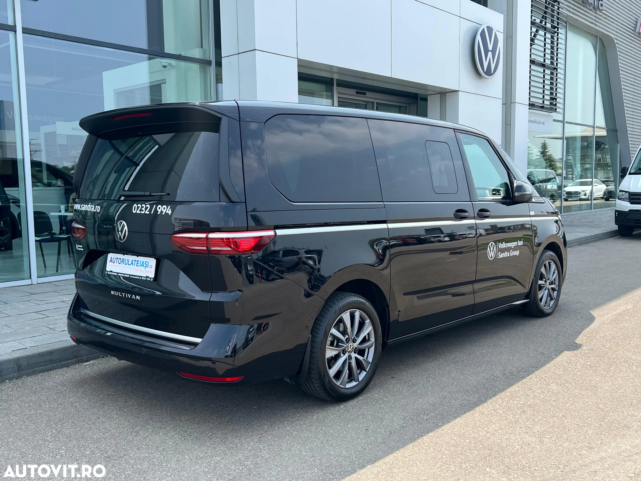 Volkswagen Multivan L 2.0 TSI DSG 150KW Style - 3