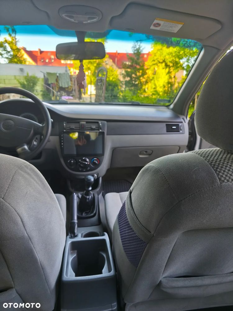 Chevrolet Lacetti 1.4 SE / Star - 22