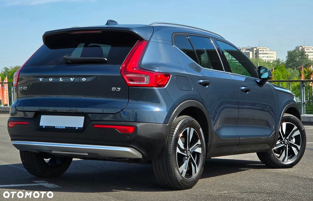 Volvo XC 40 B3 Plus Bright - 16