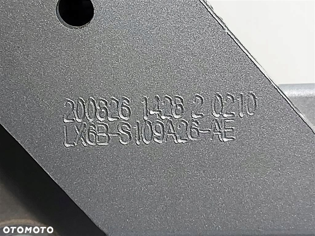 Pas przedni wzmocnienie Ford Kuga MK3 2,5 HYBRYDA Solar Silver 20- - 3