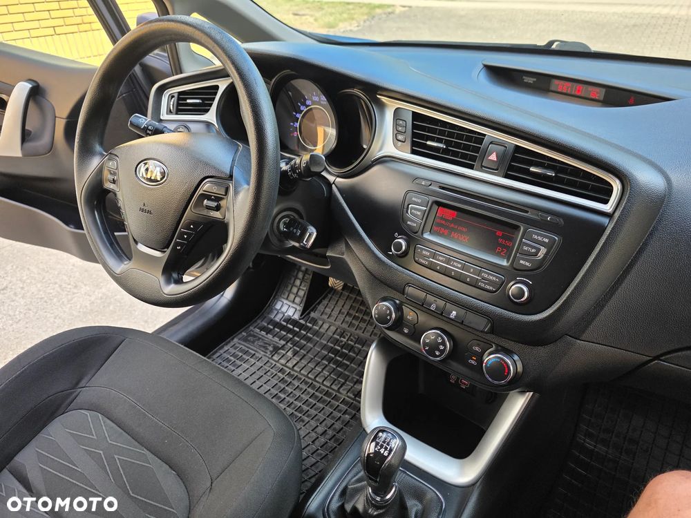 Kia Ceed 1.4 CRDi M - 12