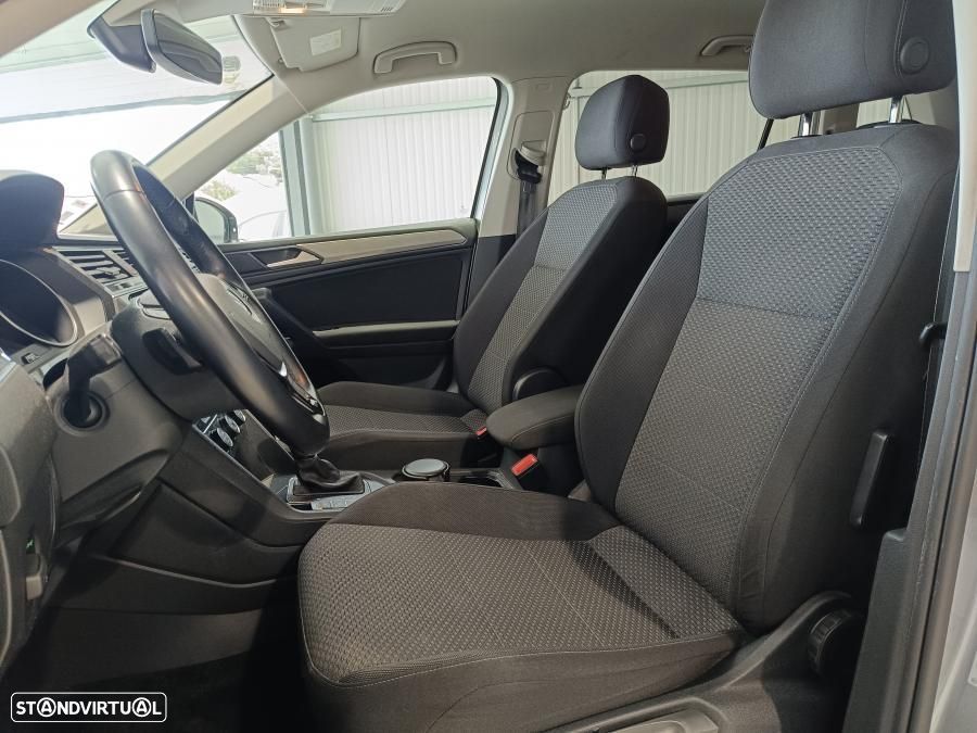 VW Tiguan Allspace 2.0 TDI Confortline DSG - 16