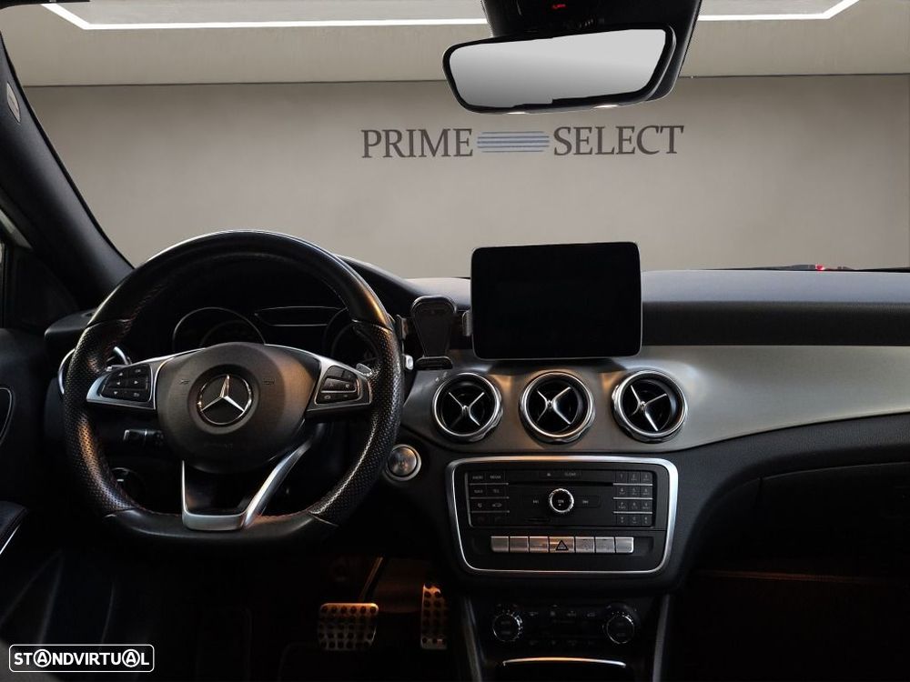 Mercedes-Benz GLA 180 - 13