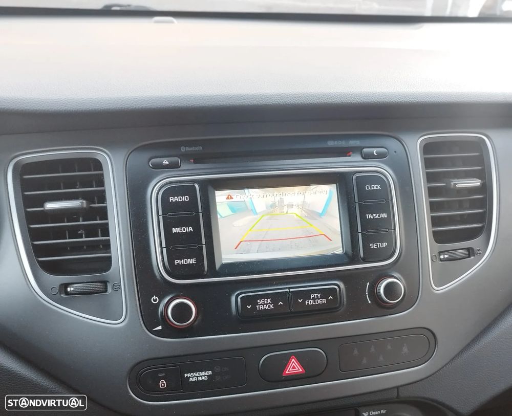 Kia Carens 1.7 CRDi ISG TX - 6