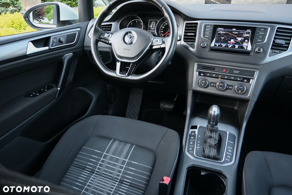 Volkswagen Golf Sportsvan 2.0 TDI BlueMotion Technology DSG Lounge - 18