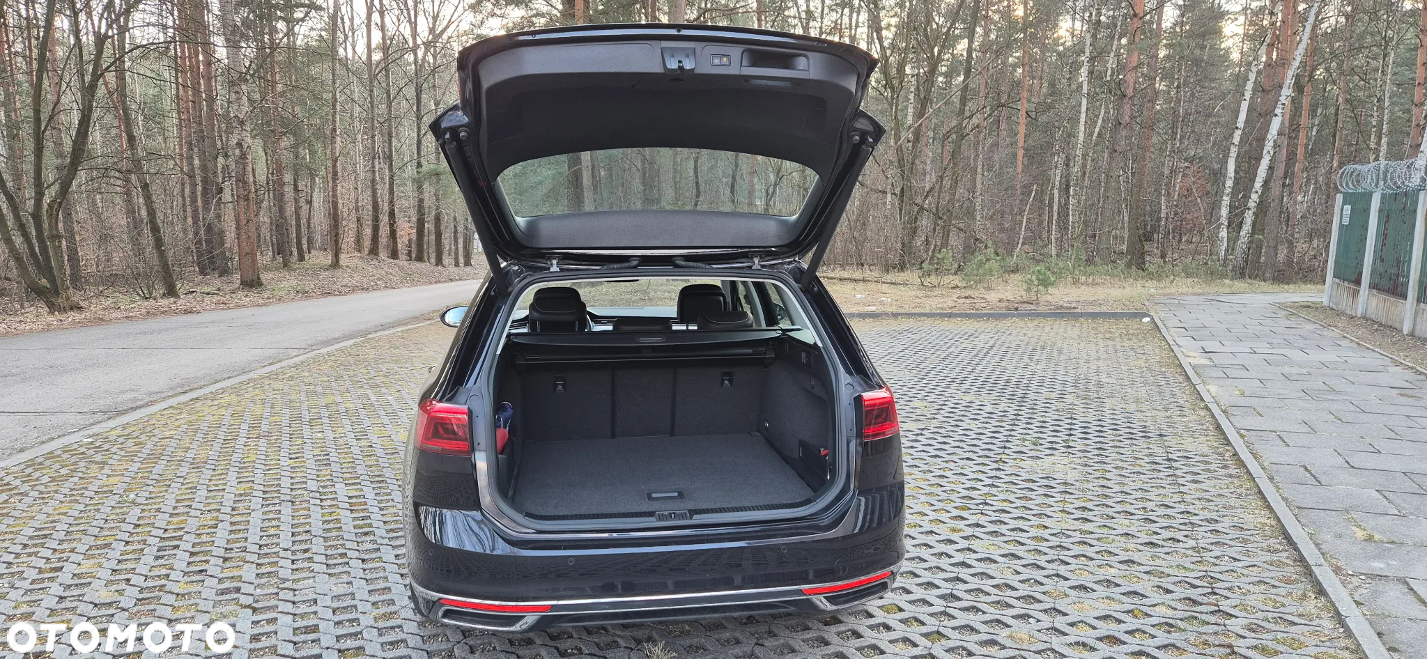 Volkswagen Passat 2.0 TDI 4Mot Elegance DSG - 29