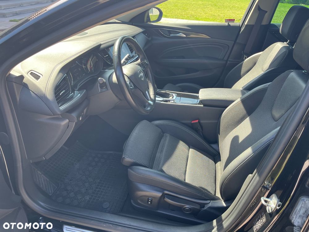 Opel Insignia 1.5 T Exclusive S&S - 19