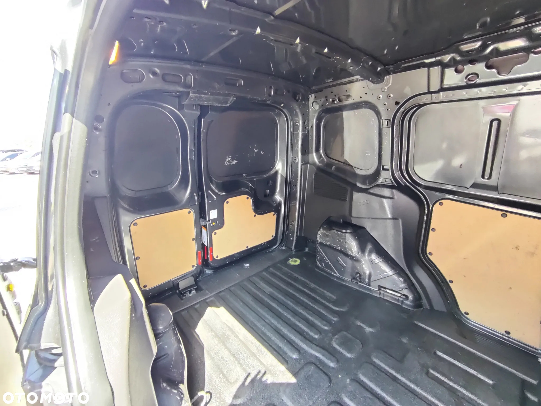 Ford Transit Courier 1.5 TDCi Trend - 9