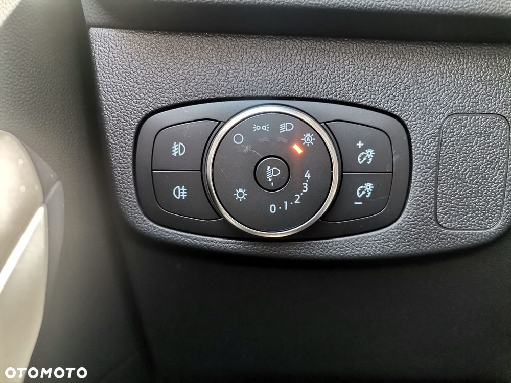Ford Focus 1.0 EcoBoost mHEV ST-Line X - 20