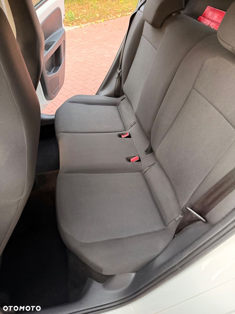 Volkswagen up! 1.0 move - 9