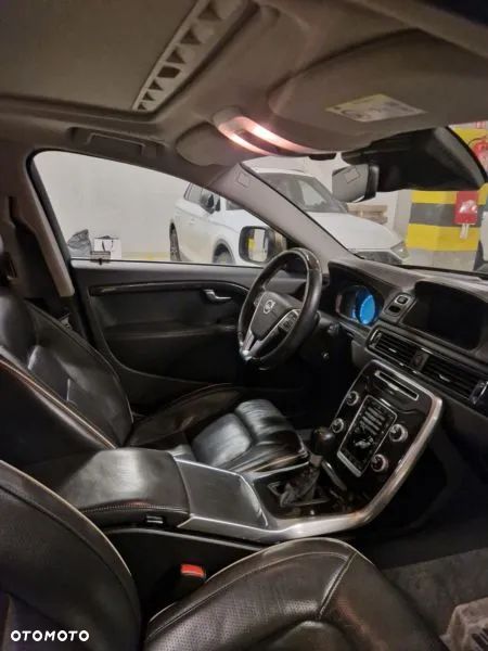 Volvo XC 70 - 8