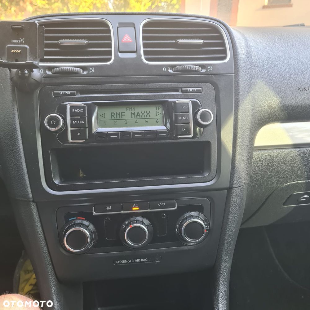 Volkswagen Golf 2.0 TDI Comfortline - 7