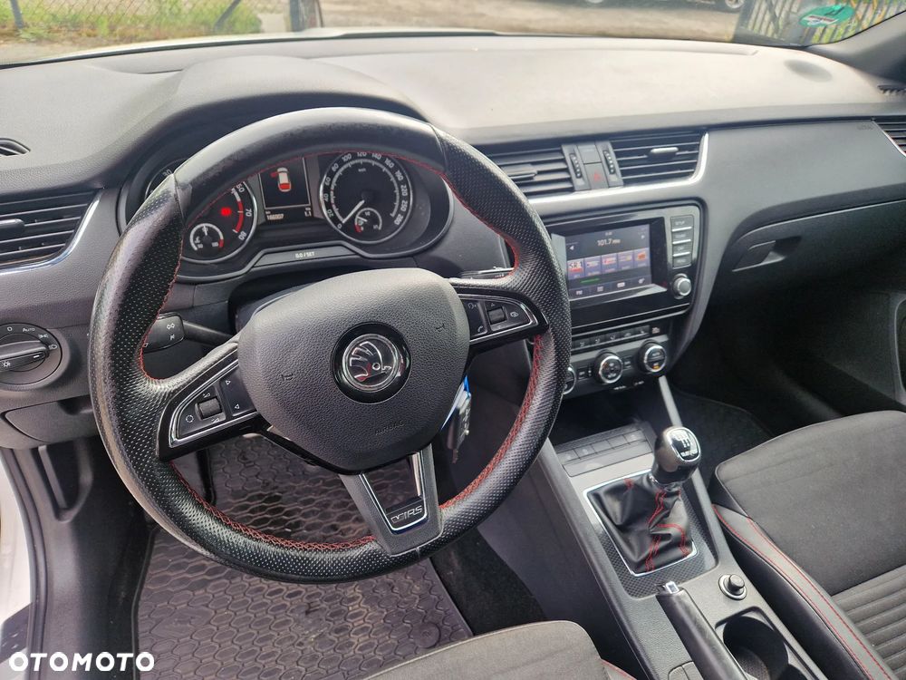 Skoda Octavia 2.0 TSI (Green tec) RS - 14