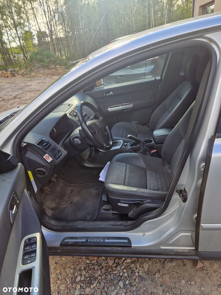 Volvo S40 2.0D Summum - 11