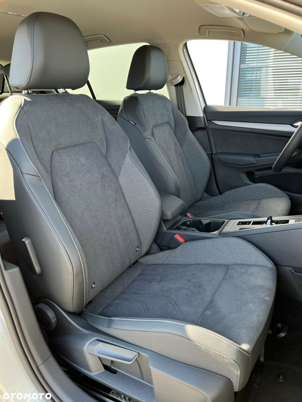 Volkswagen Golf - 10