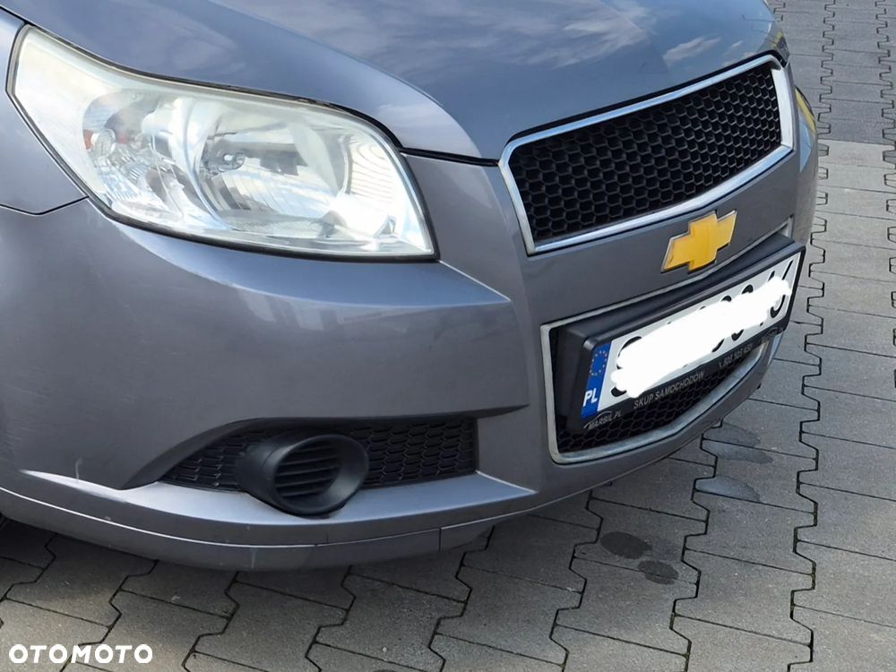 Chevrolet Aveo 1.2 16V Base - 3